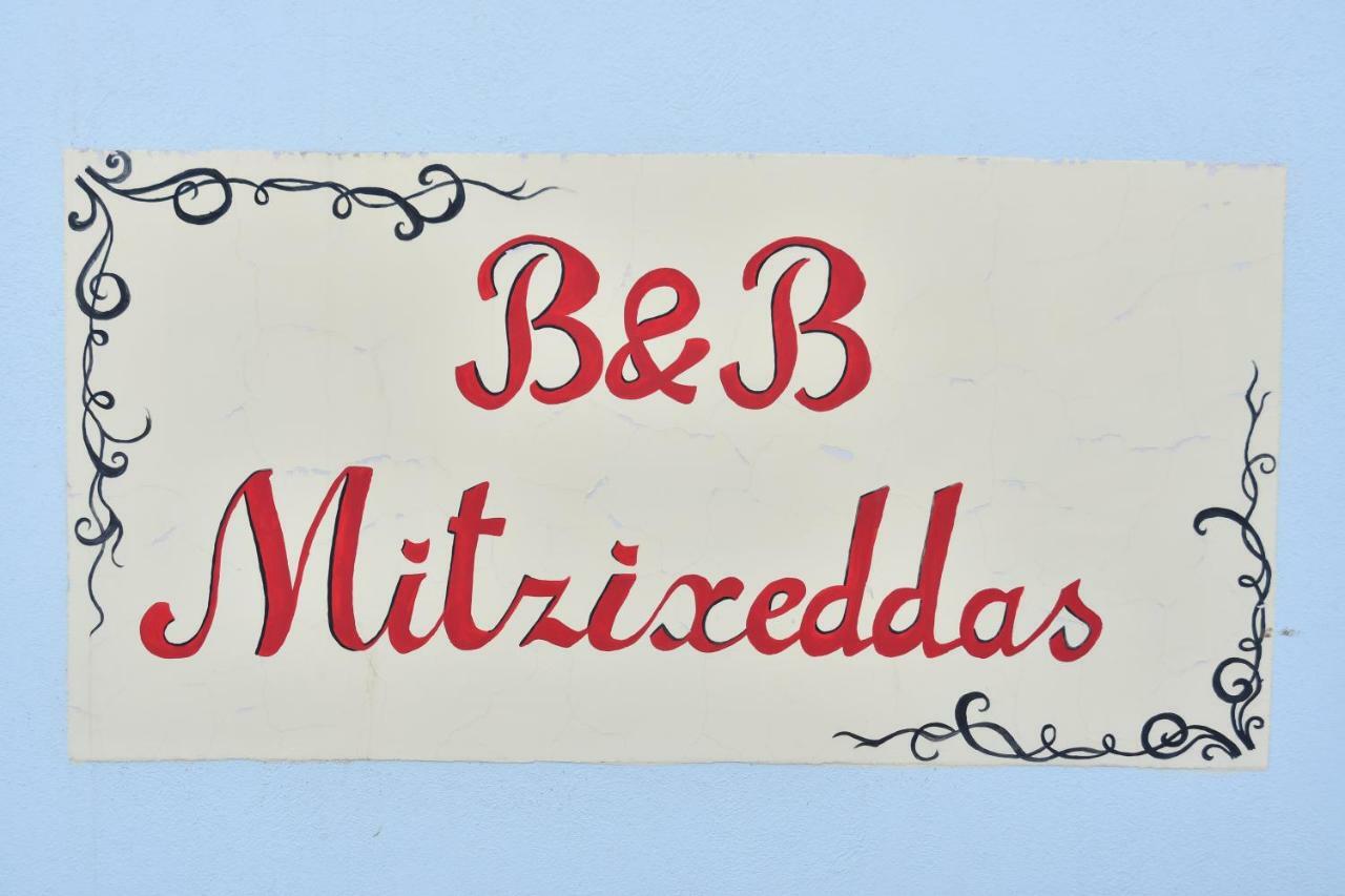 B&B Mitzixeddas Màndas Extérieur photo